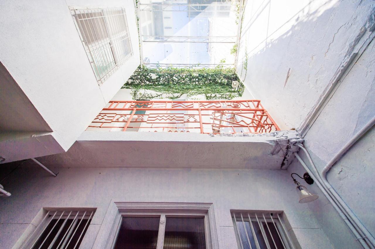 Tainan Weshare Hotel Exterior photo